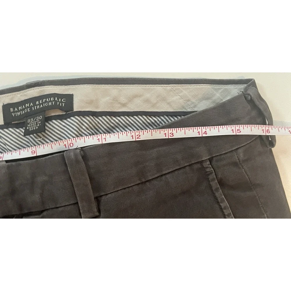 Banana Republic Men's Size 33/30 Vintage Straight Fit Chino Gray 100% Cotton